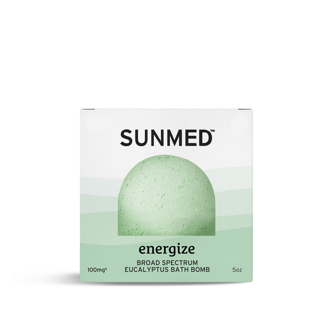 Recharge with Sunmed CBD's Broad Spectrum eucalyptus bath bomb, enriched with essential oils. Encased in vibrant green, it's a 5oz burst of relaxation containing 100mg of Broad Spectrum CBD.