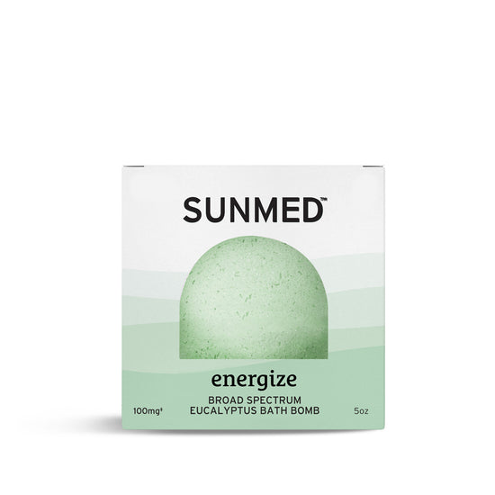 Recharge with Sunmed CBD's Broad Spectrum eucalyptus bath bomb, enriched with essential oils. Encased in vibrant green, it's a 5oz burst of relaxation containing 100mg of Broad Spectrum CBD.